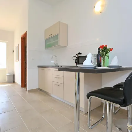Apartment Jadro *