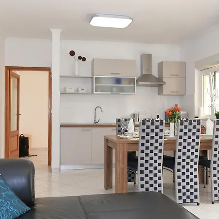 Apartament Jadro